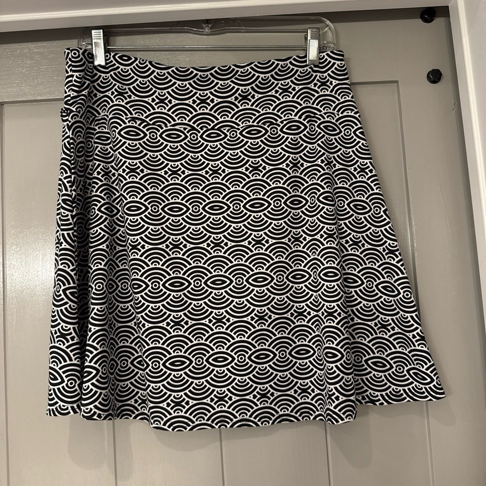 SOYBU Skirt Womens Size L Black White Pattern - Picture 4 of 8